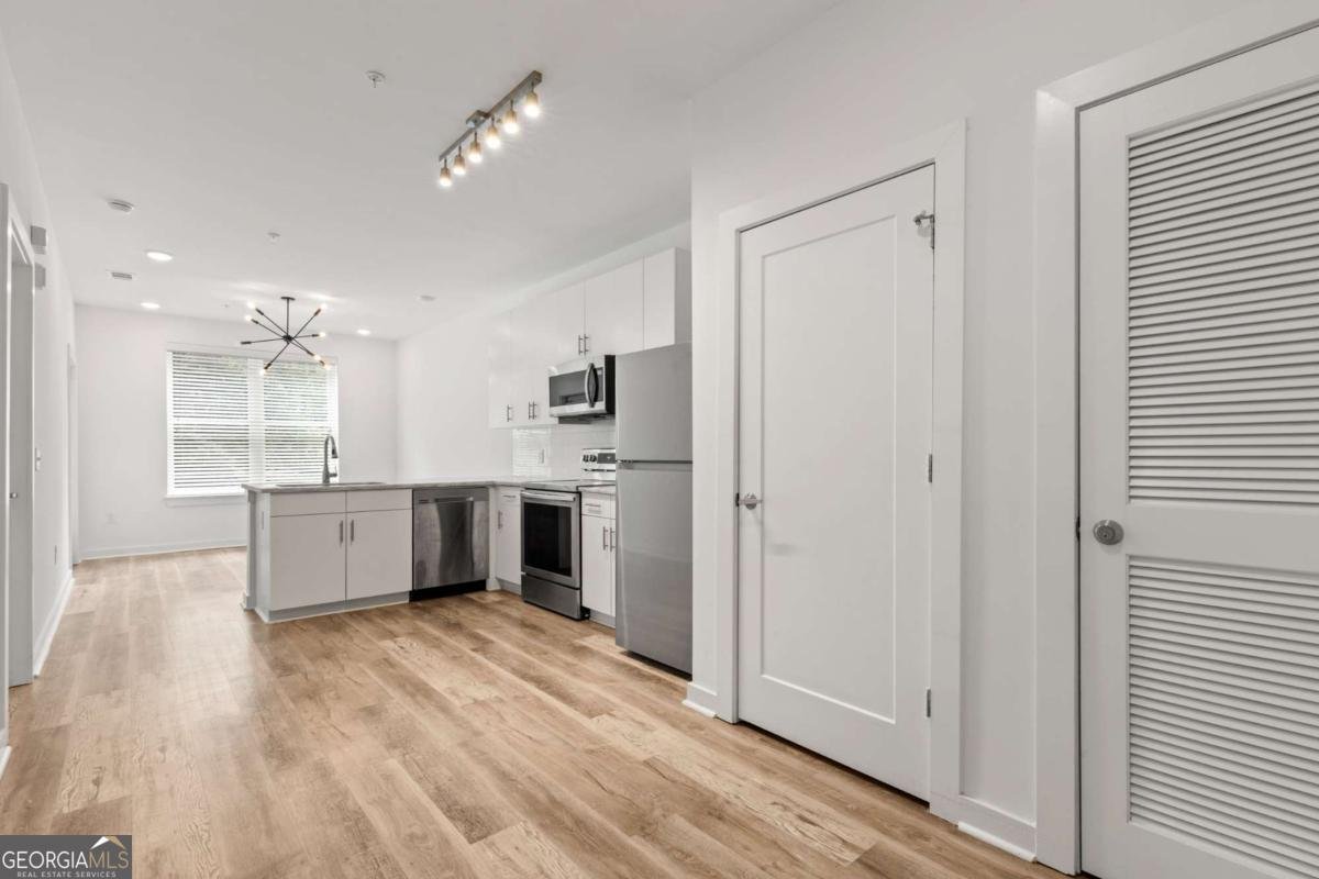 525 Parkway Drive Atlanta - 7