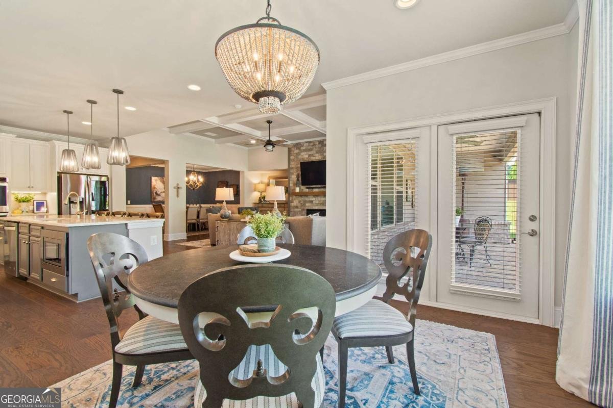 6725 Sweet Cherry Lane Cumming - 43