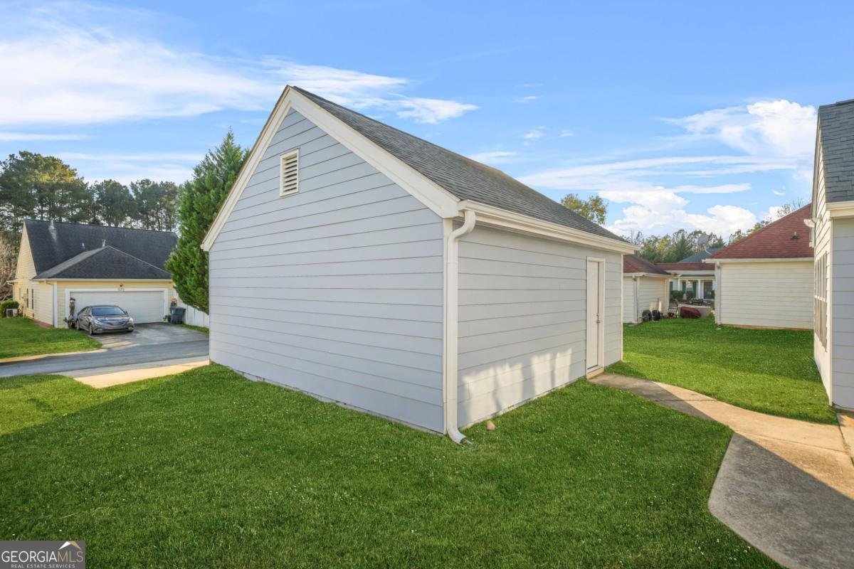 623 Brookwater Drive Stockbridge - 13