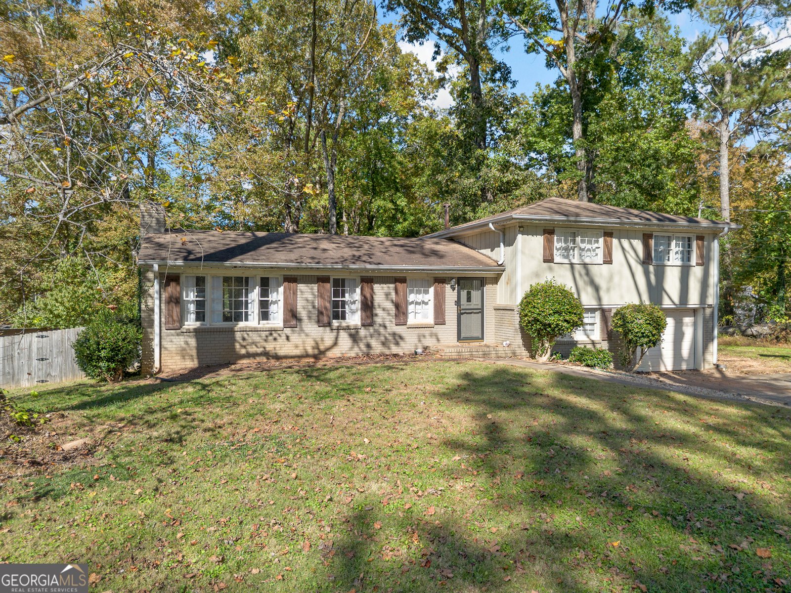 5543 Forest Drive Acworth - 1
