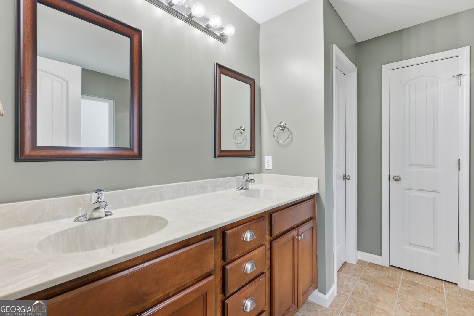 220 Mosswood Drive Savannah - 42