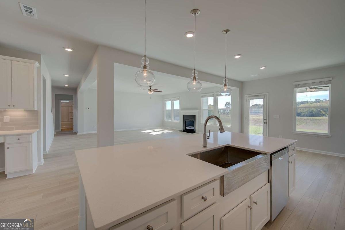 612 Sidney Court Stockbridge - 17