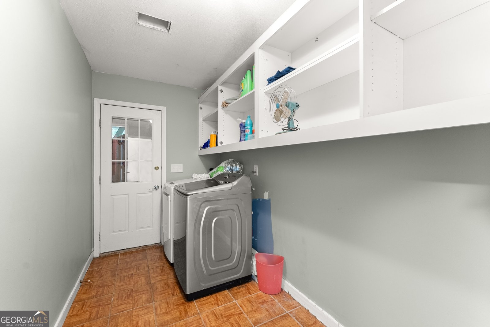 221 Grand View Drive Cleveland - 1