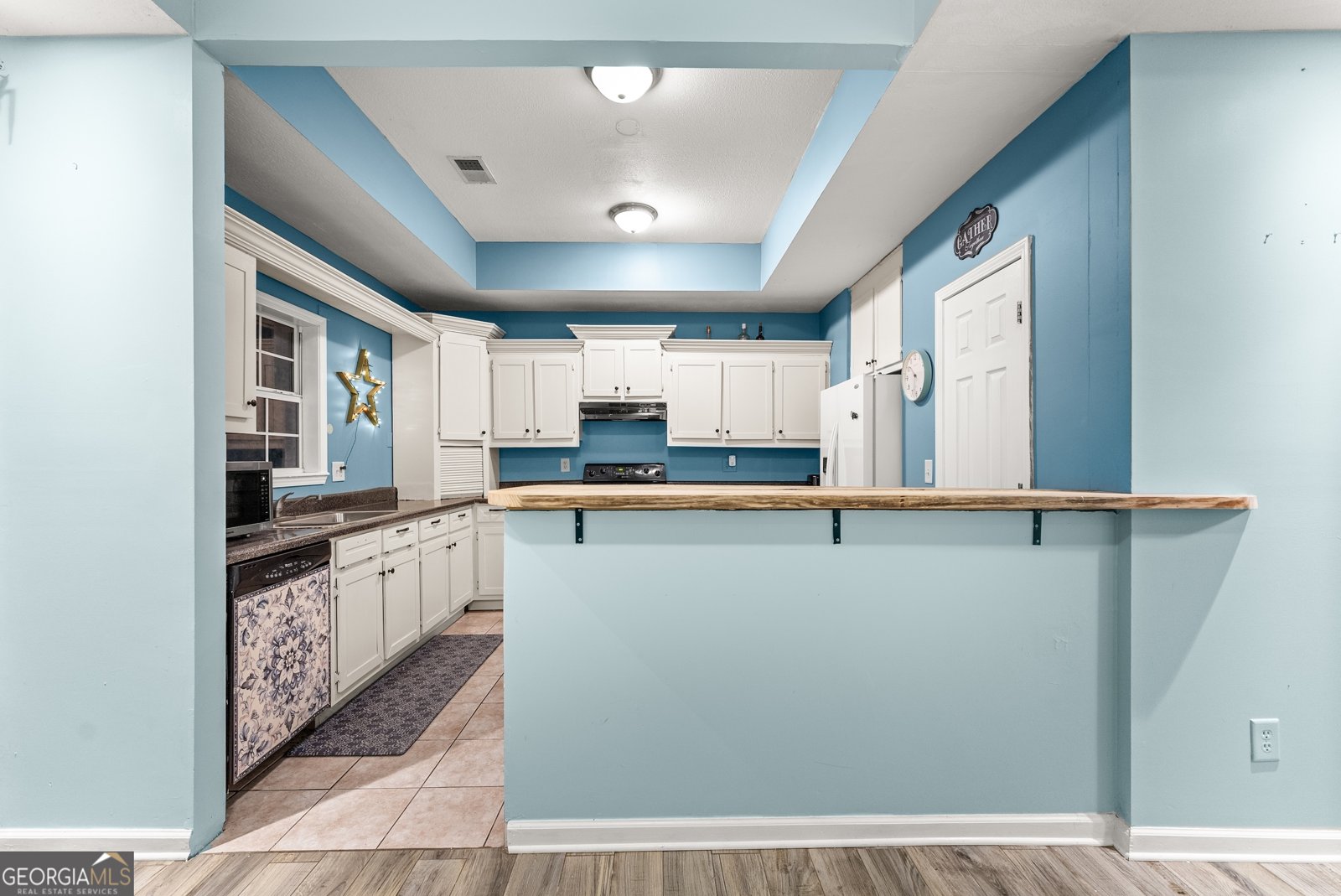 221 Grand View Drive Cleveland - 30