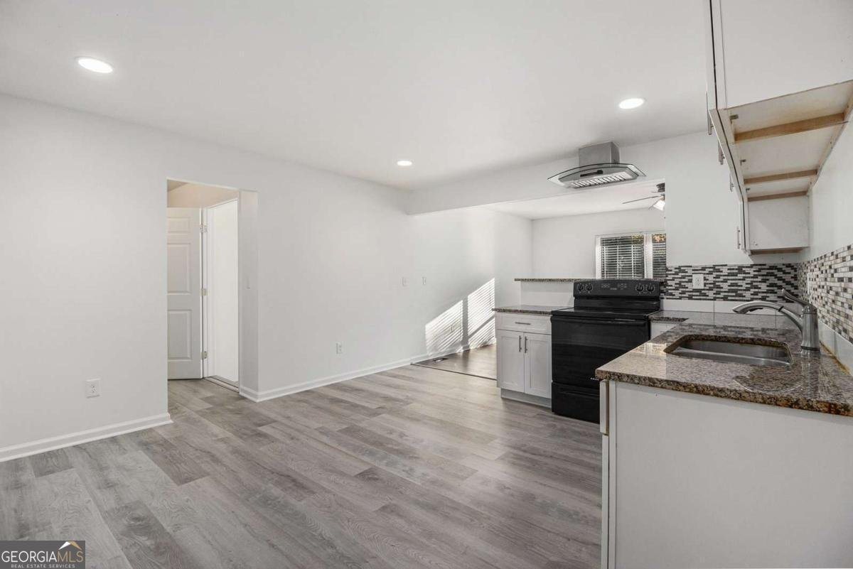 6505 Granada Drive Forest Park - 4