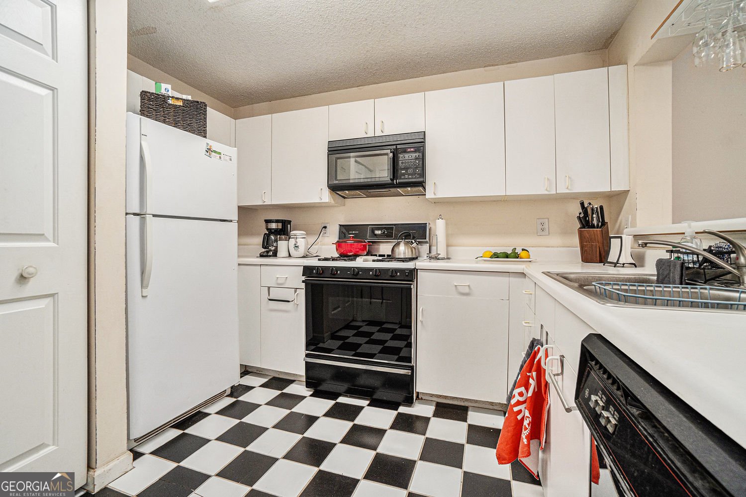 220 Renaissance Parkway Atlanta - 18