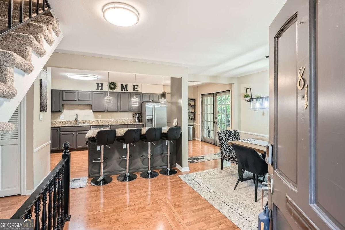 81 La Rue Place Atlanta - 3