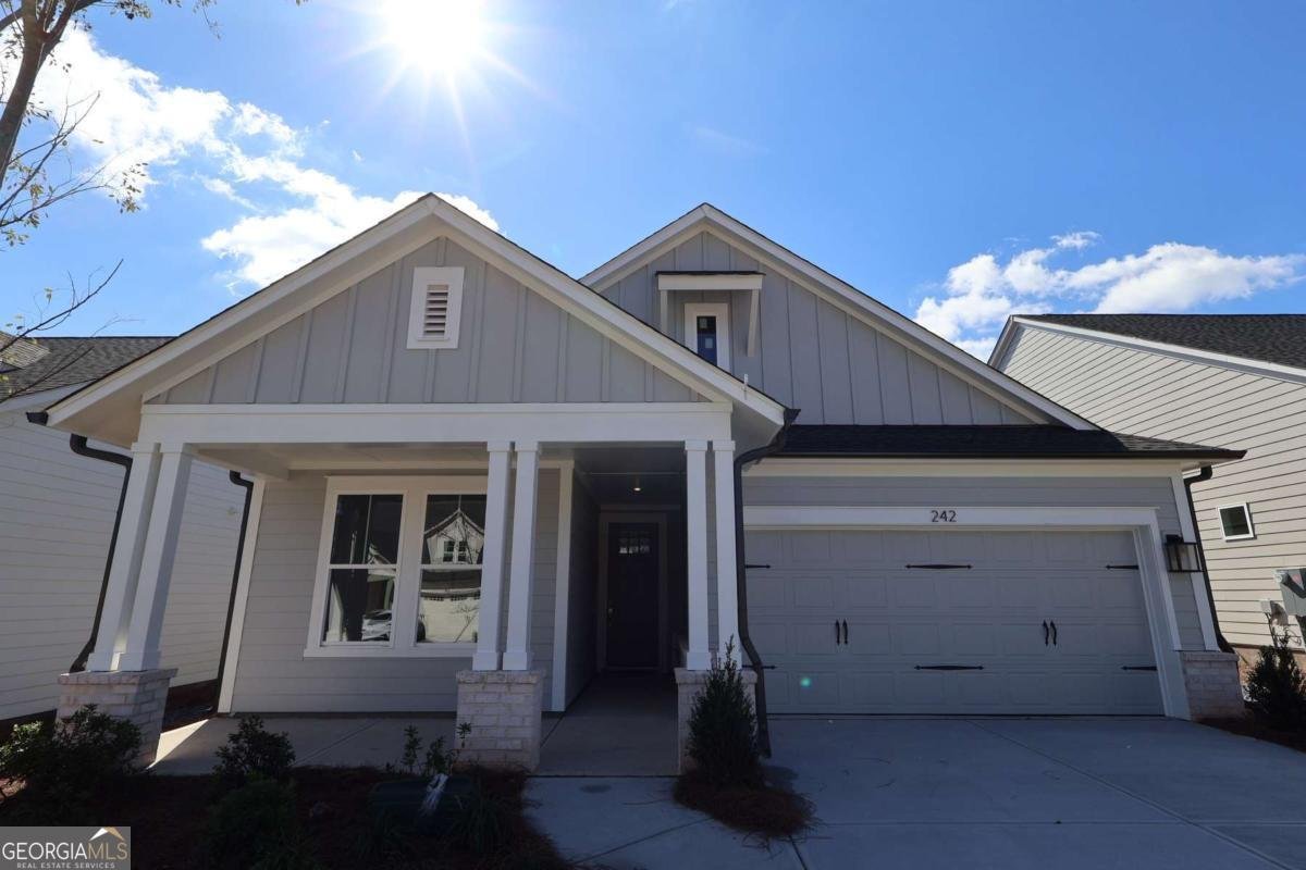 242 Strawberry Lane Woodstock - 1