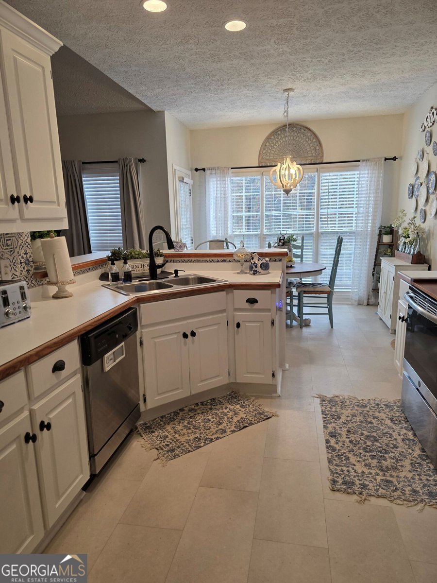 3061 Cypress Cove Ball Ground - 12