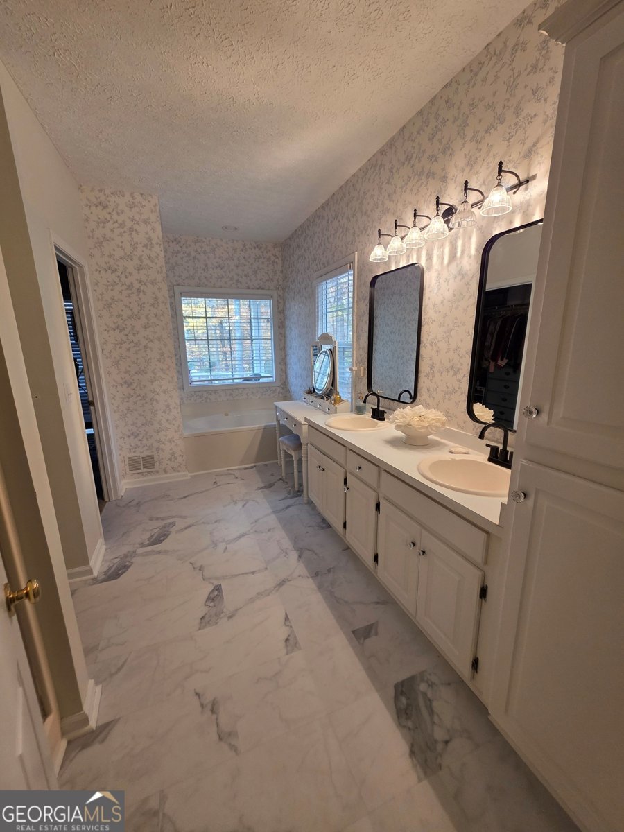 3061 Cypress Cove Ball Ground - 21