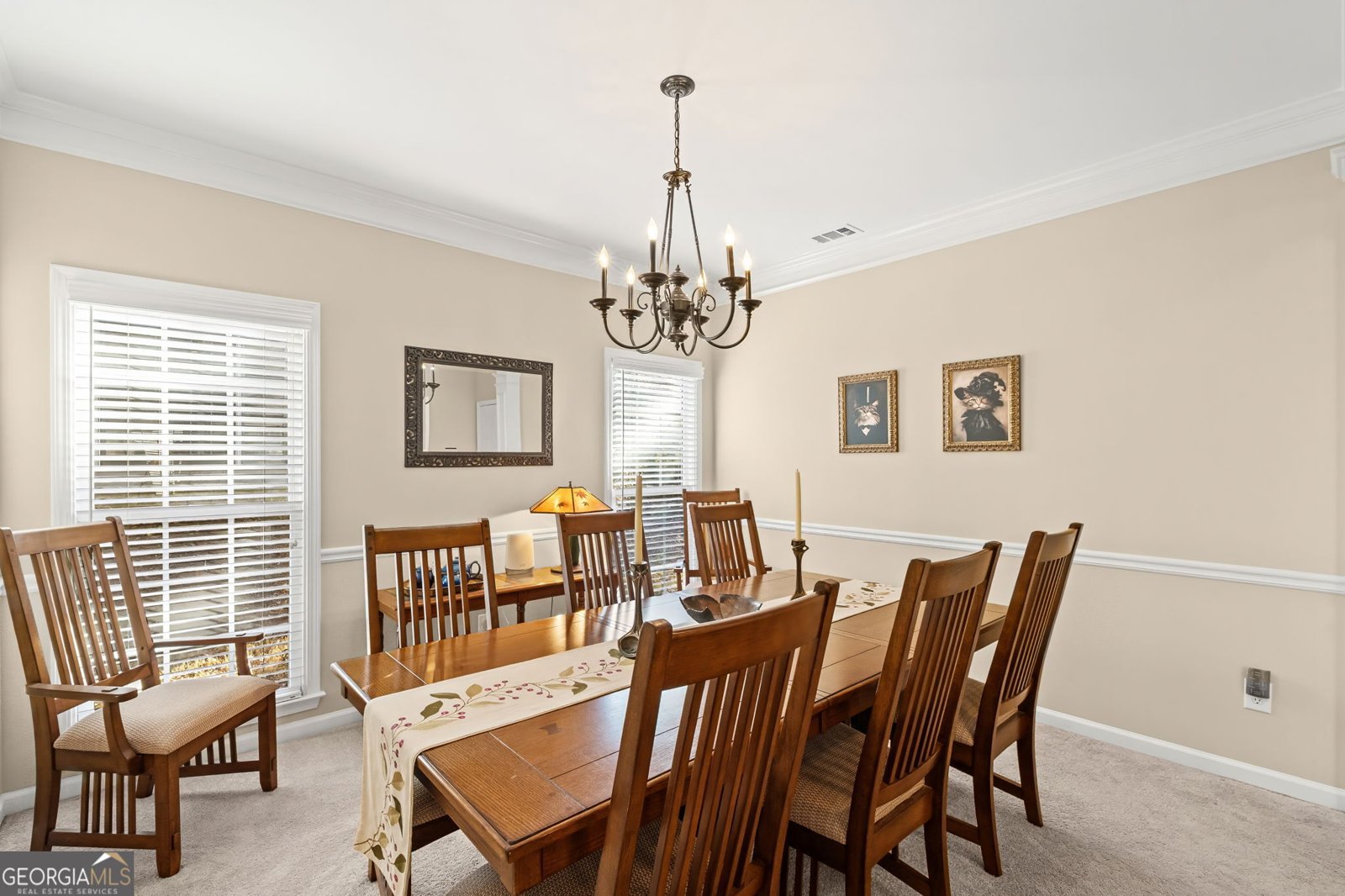 8035 Sandorn Drive Roswell - 2