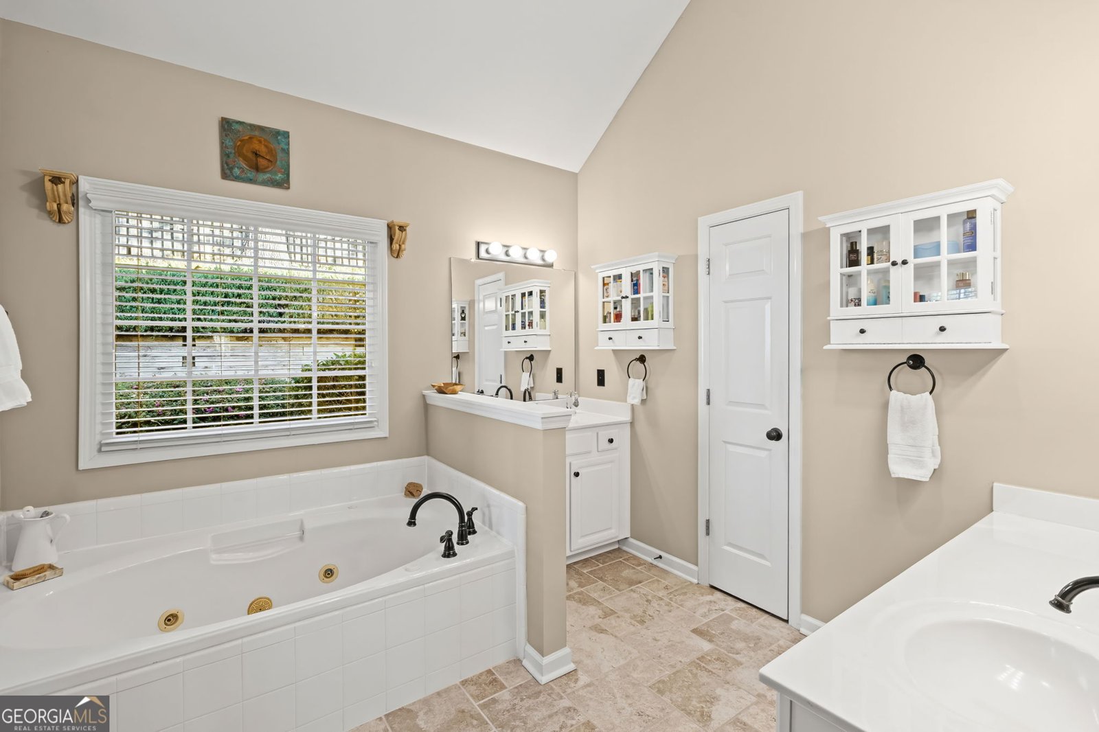 8035 Sandorn Drive Roswell - 7