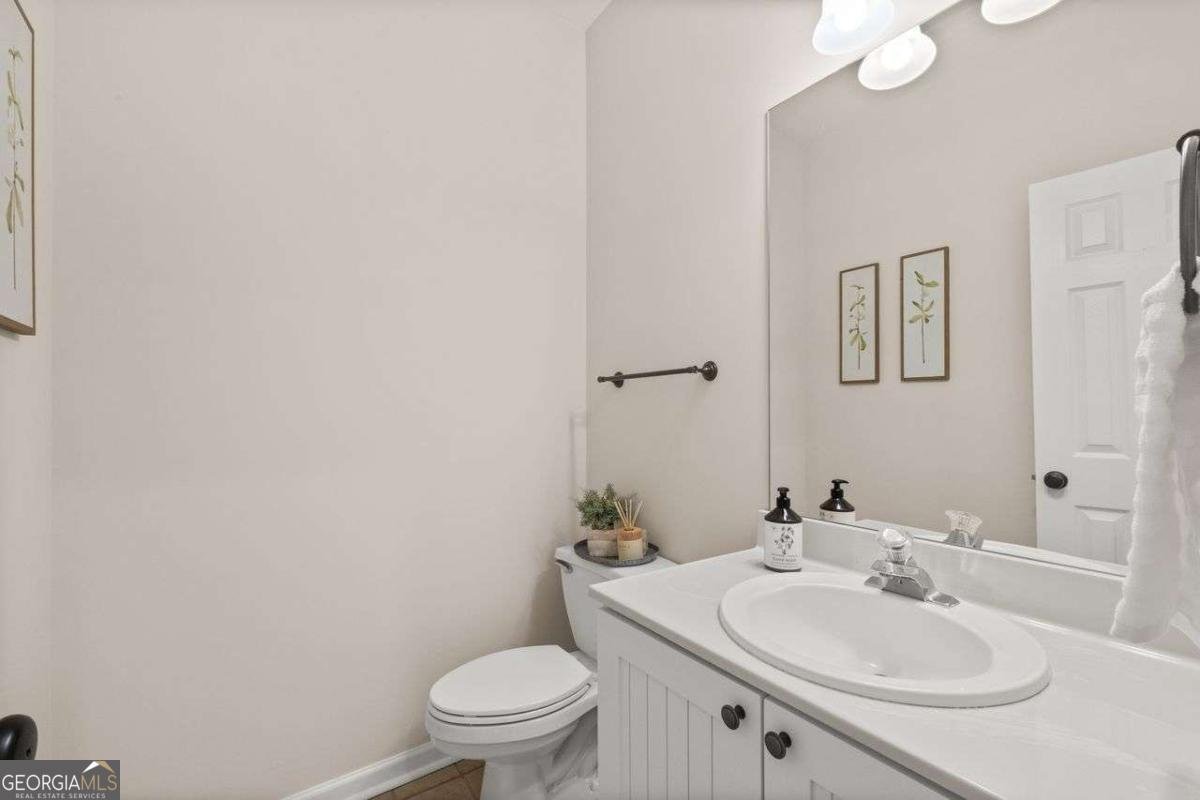 2935 COBBLESTONE Drive Cumming - 24