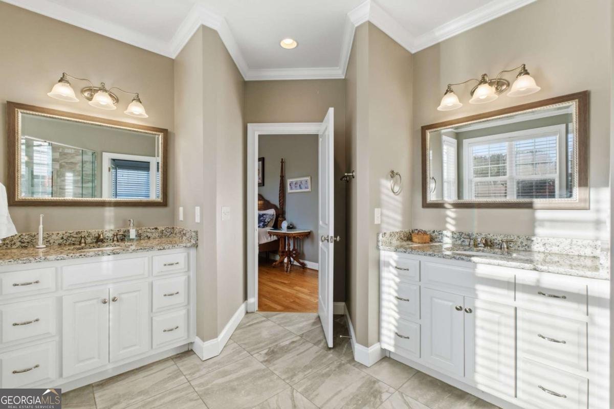 11 Lexington Lane Rome - 13