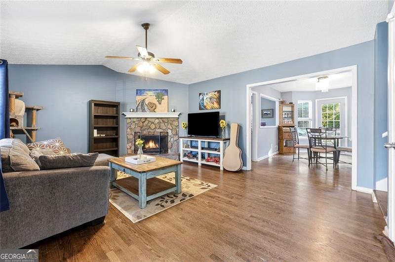 237 WHITE PINES Dallas - 5