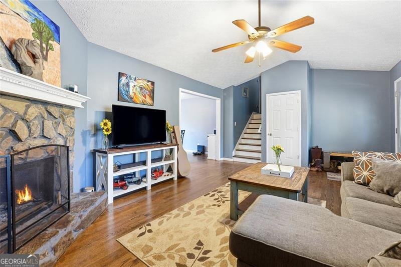 237 WHITE PINES Dallas - 7