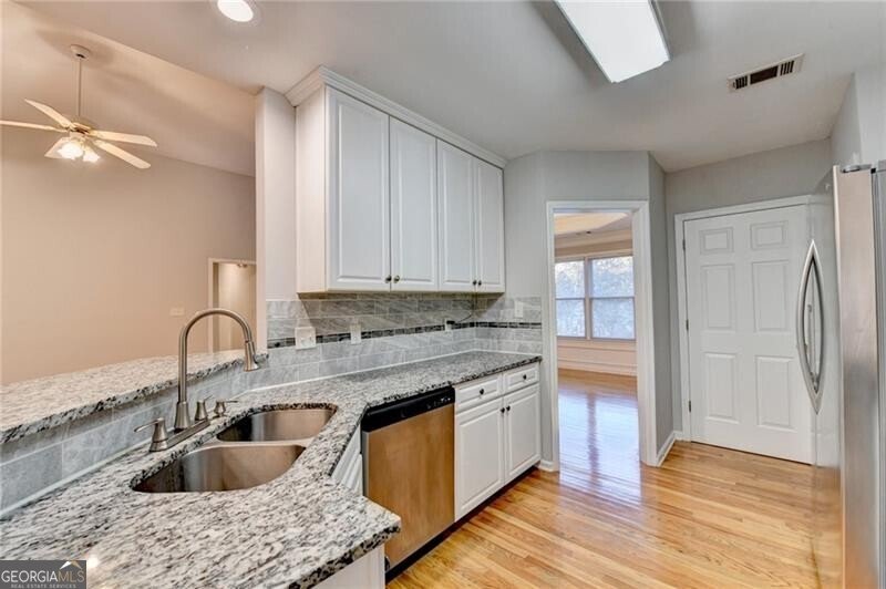 655 Golden Meadows Lane Suwanee - 18