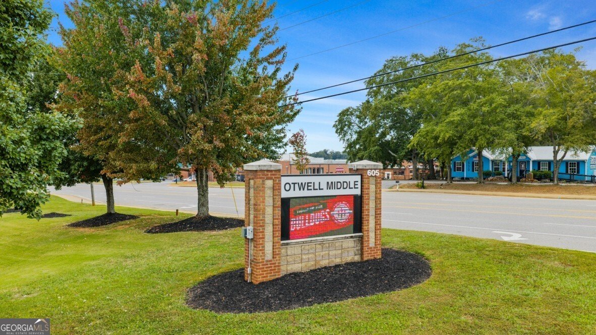 4975 Thalley Creek Drive Cumming - 47