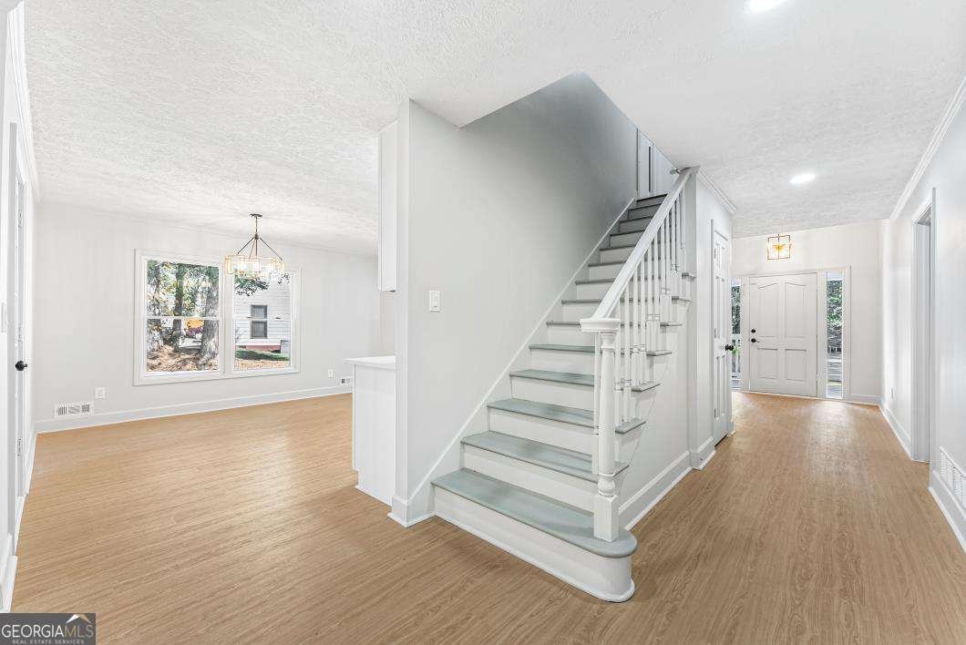 1039 River Bend Court Riverdale - 1