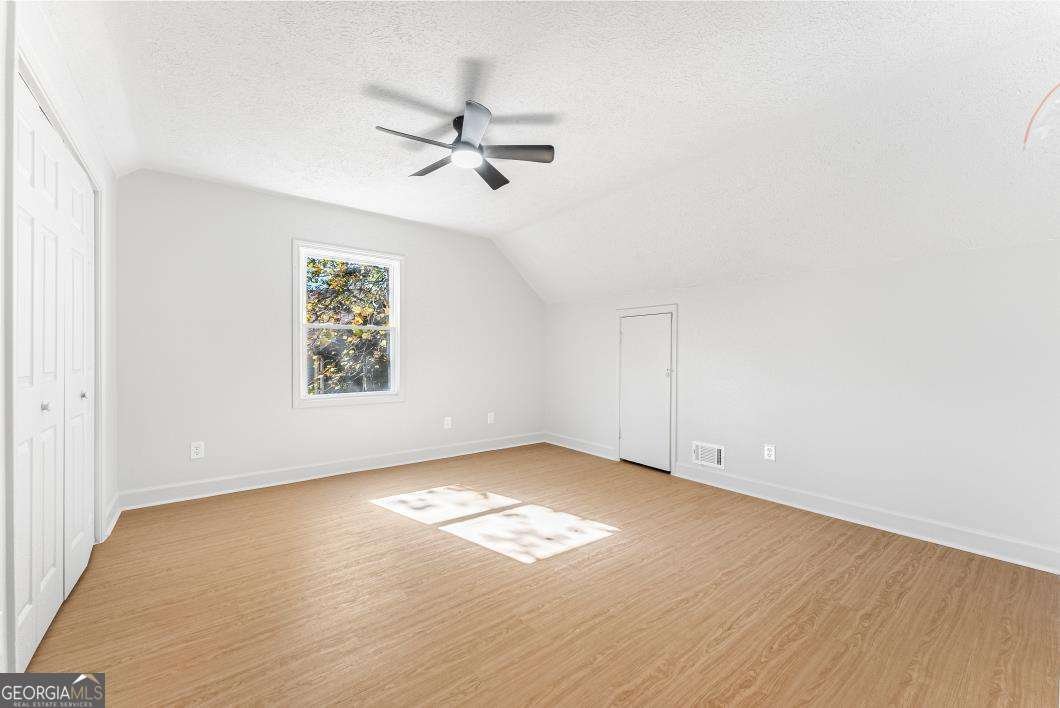 1039 River Bend Court Riverdale - 4