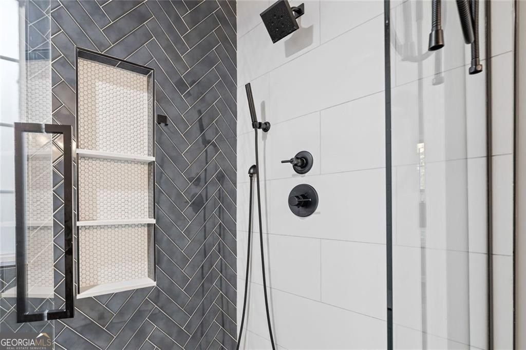 7050 Walnut Mill Court Cumming - 10