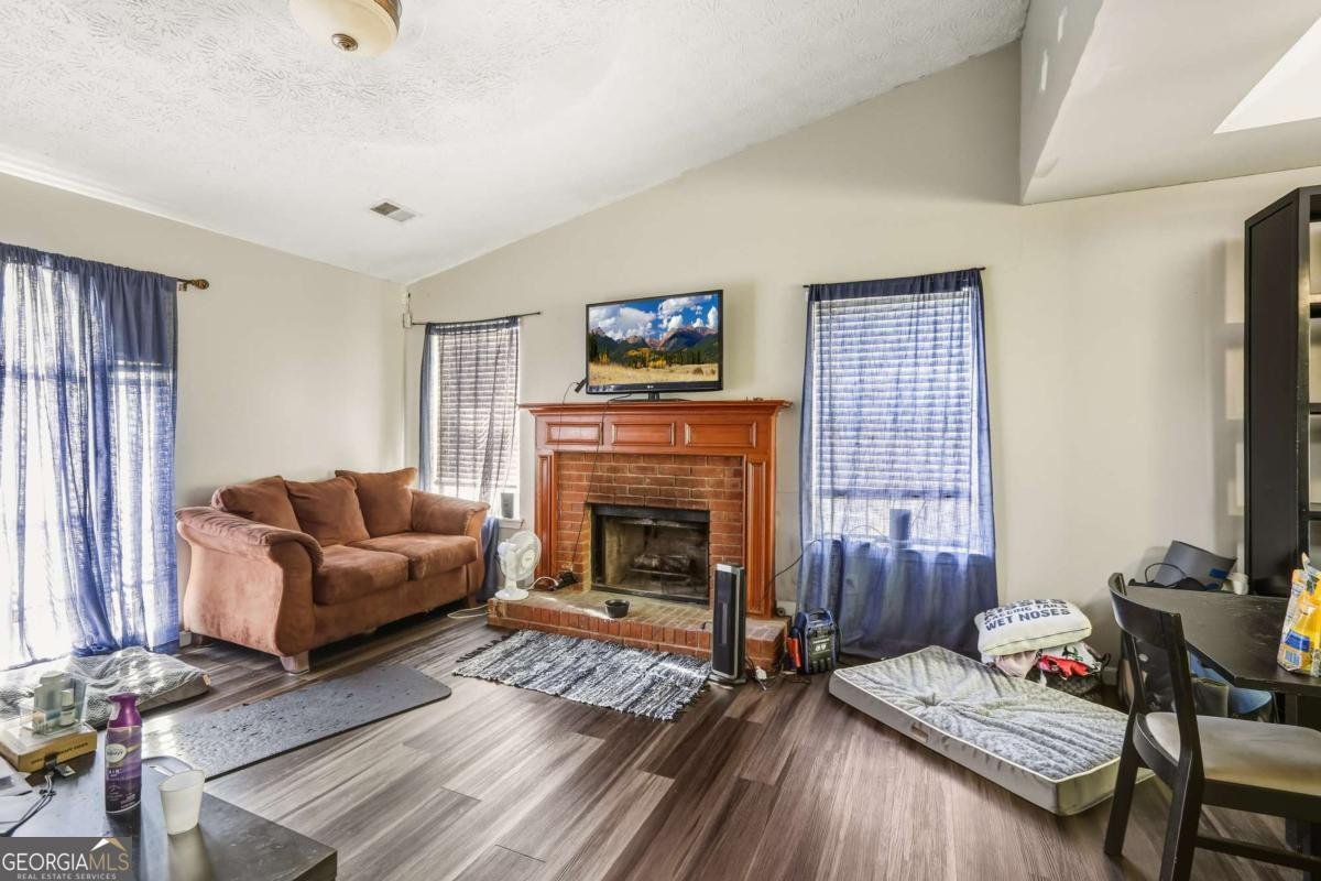 6305 Emerald Pointe Circle Atlanta - 4