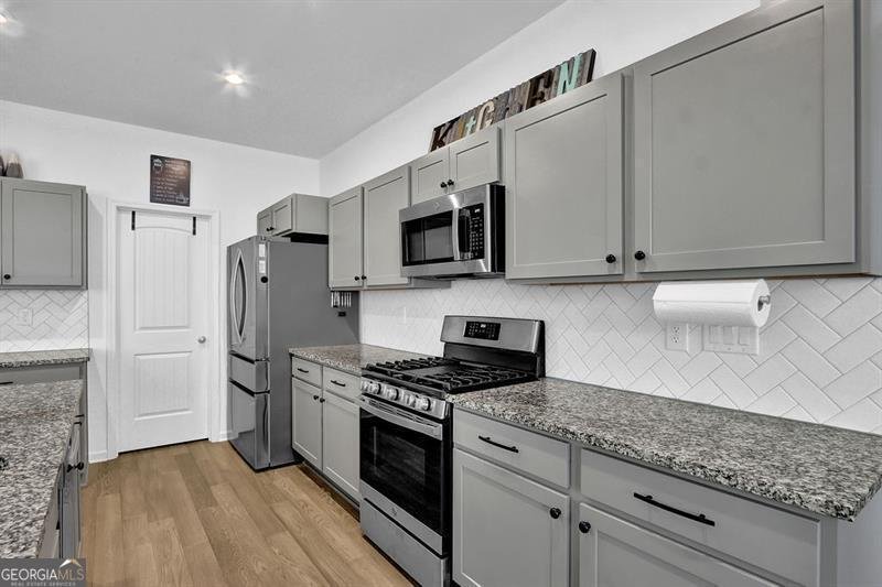 611 Sugar Prairie Bend Lawrenceville - 14