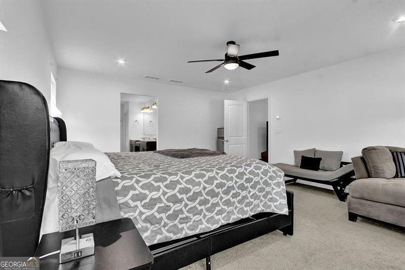 611 Sugar Prairie Bend Lawrenceville - 27