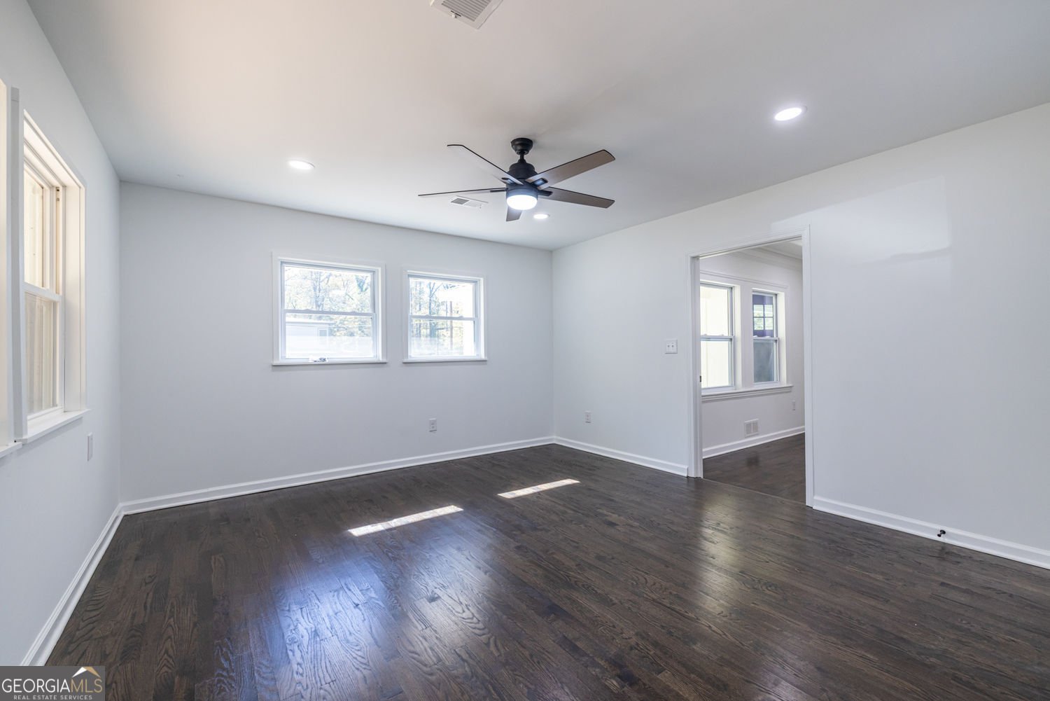 2277 Edgemore Drive Atlanta - 22