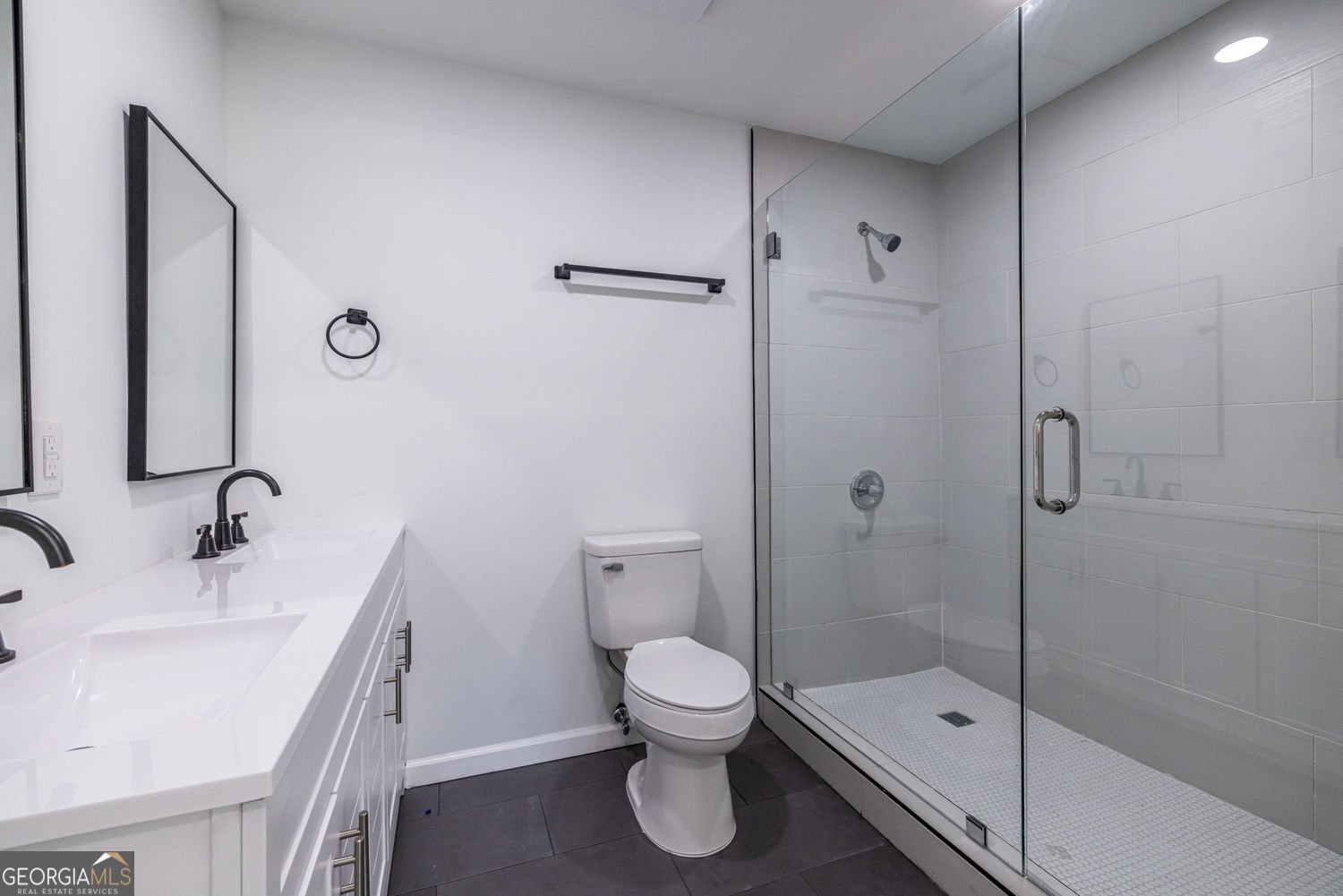 2277 Edgemore Drive Atlanta - 25