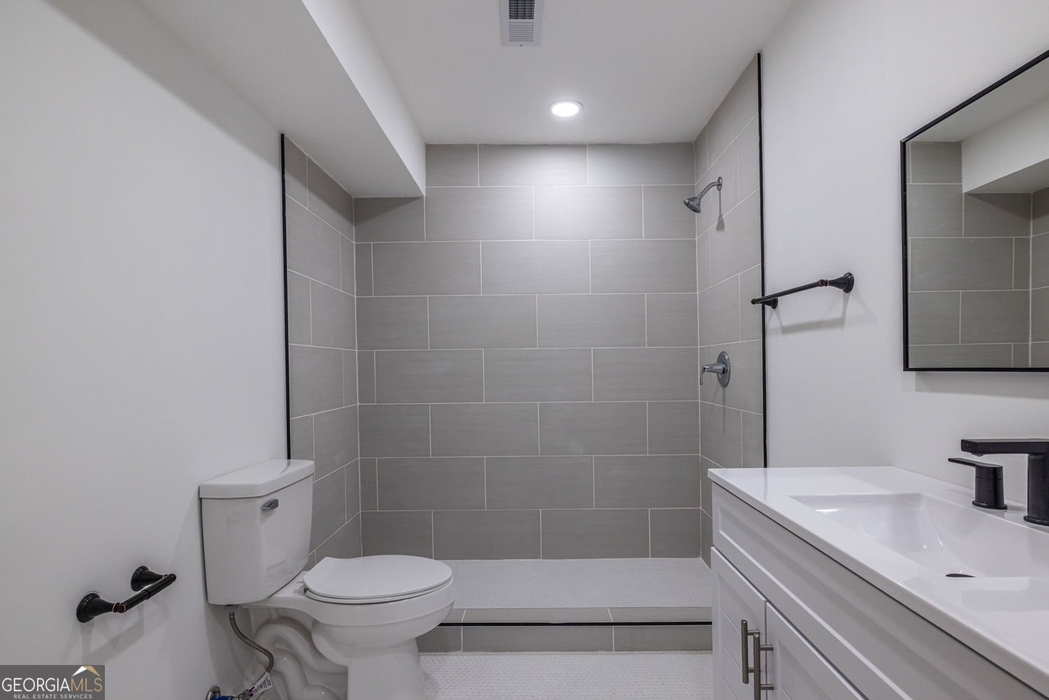 2277 Edgemore Drive Atlanta - 4