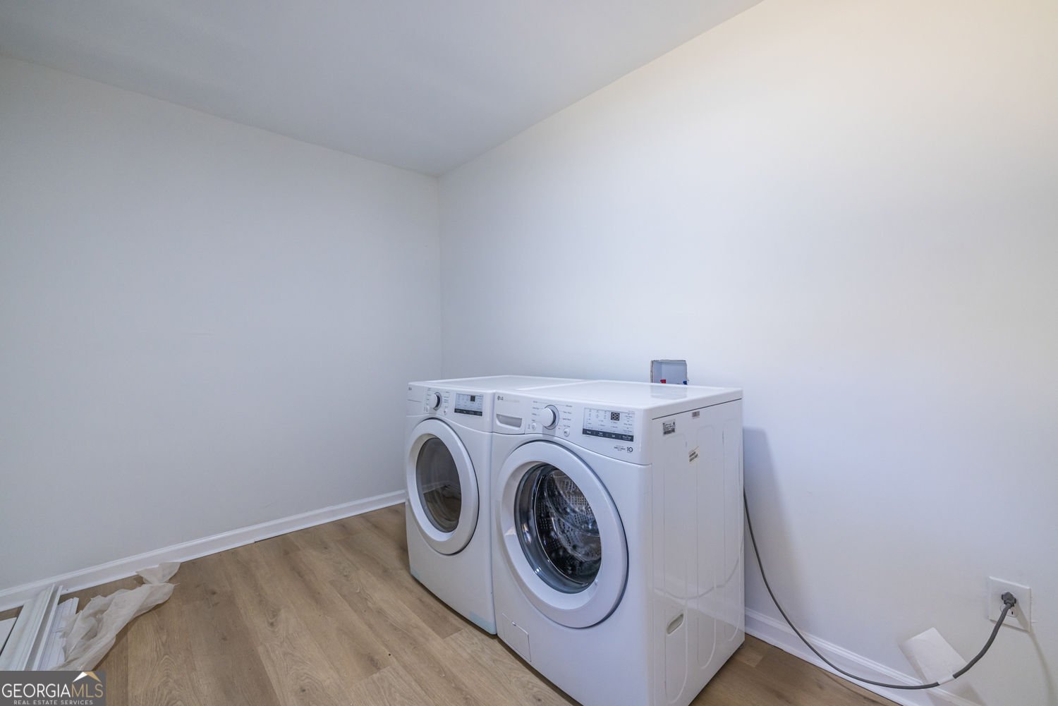 2277 Edgemore Drive Atlanta - 43