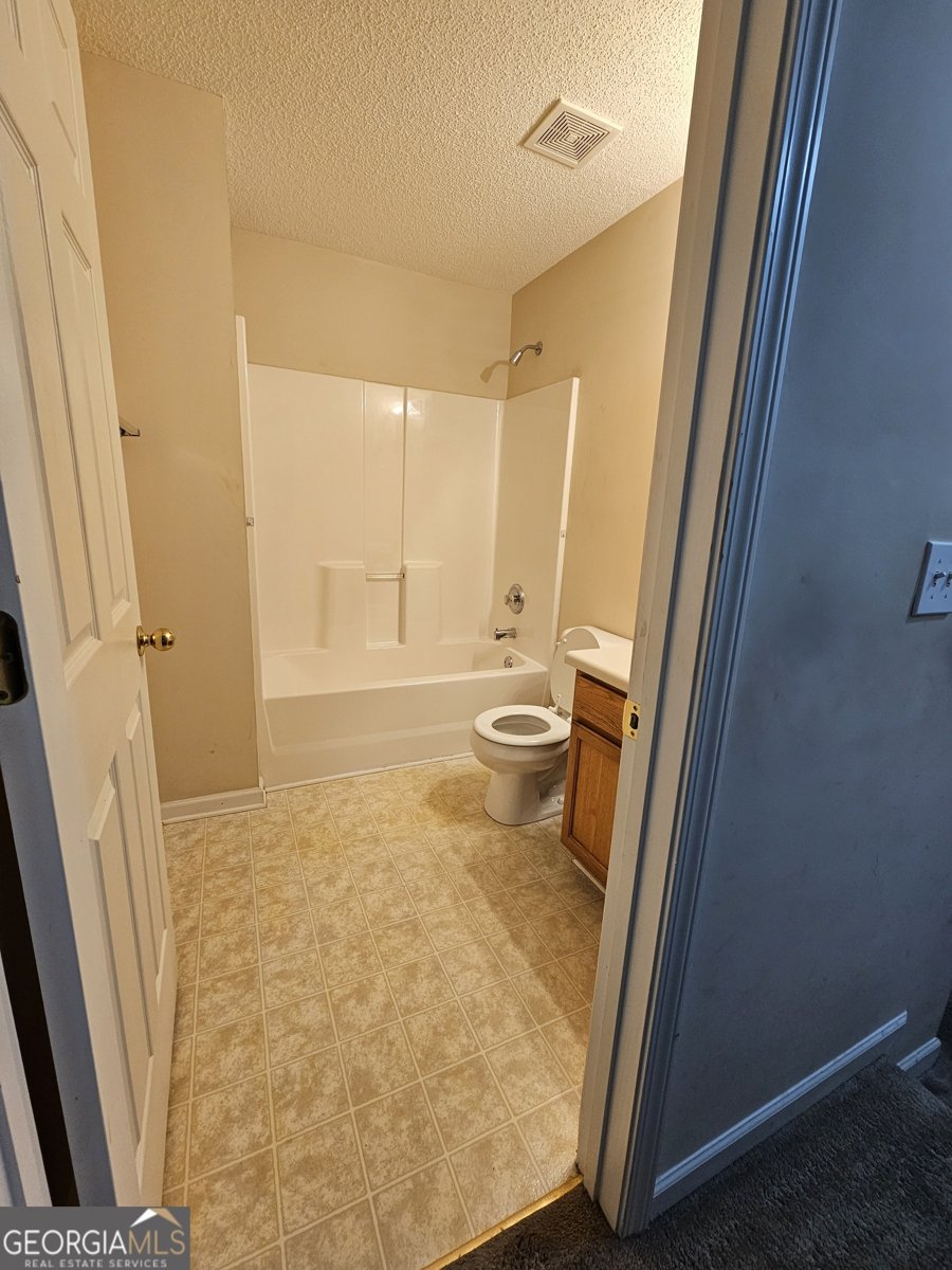 7243 April Court Morrow - 20