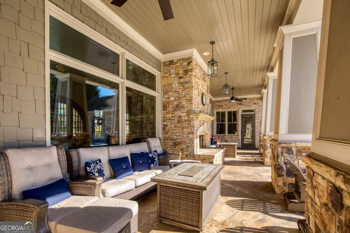 679 Stickley Oak Way Woodstock - 14