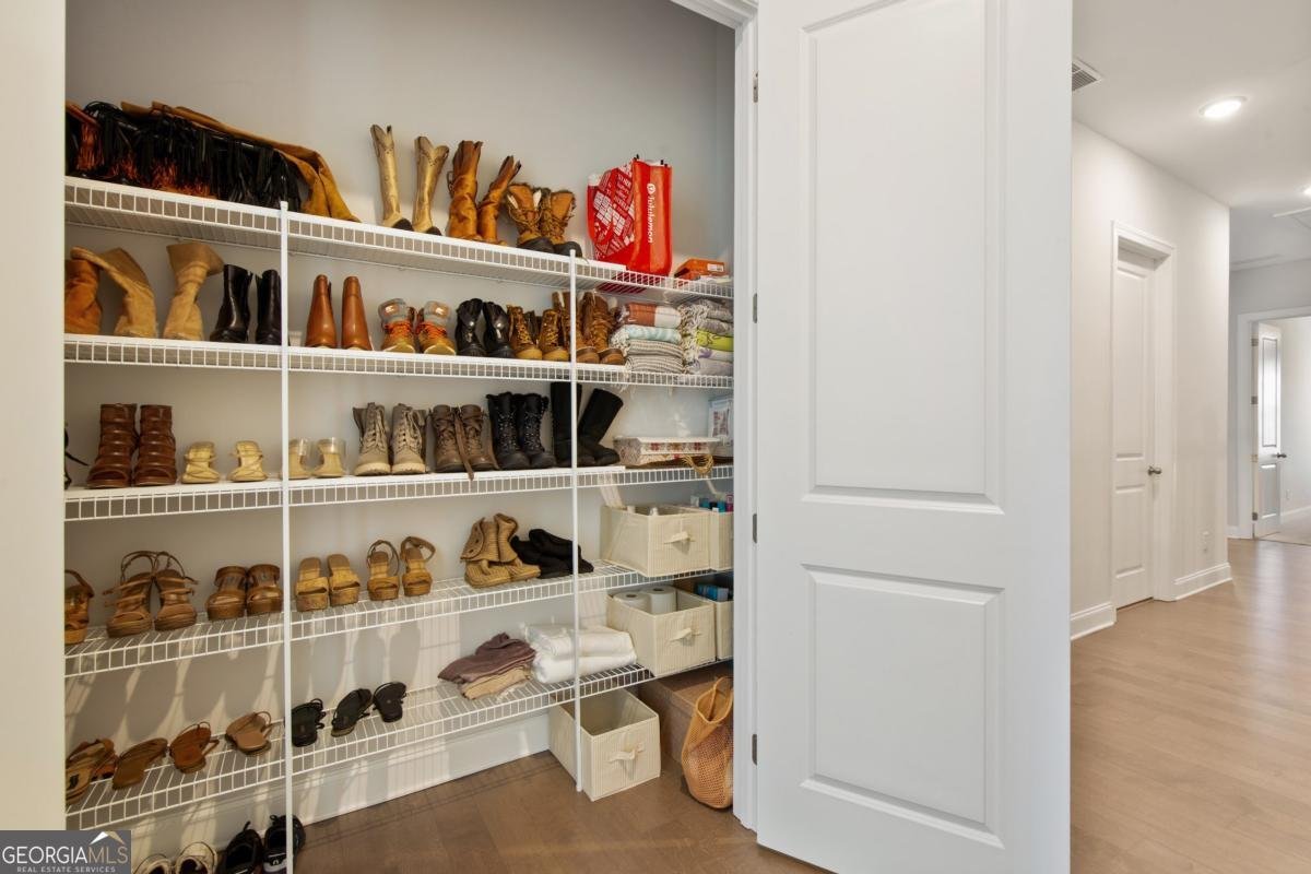 679 Stickley Oak Way Woodstock - 40