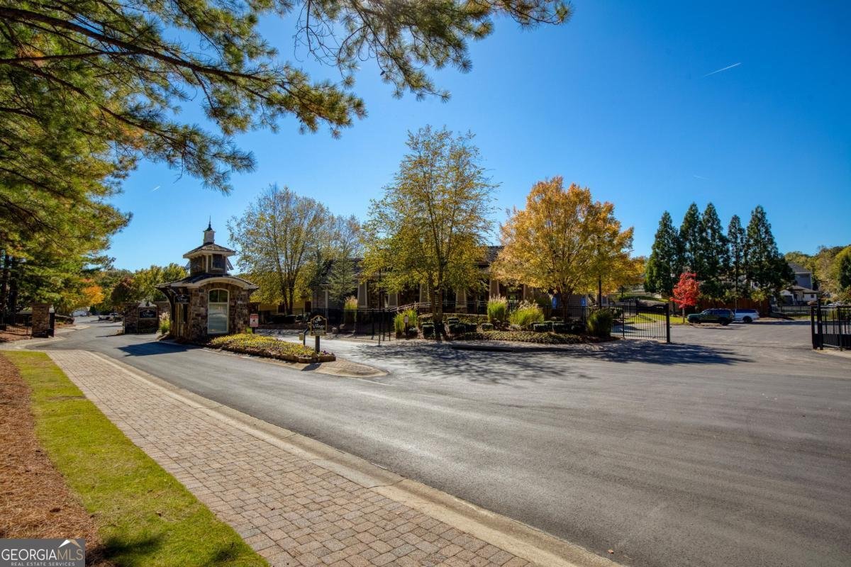 679 Stickley Oak Way Woodstock - 7