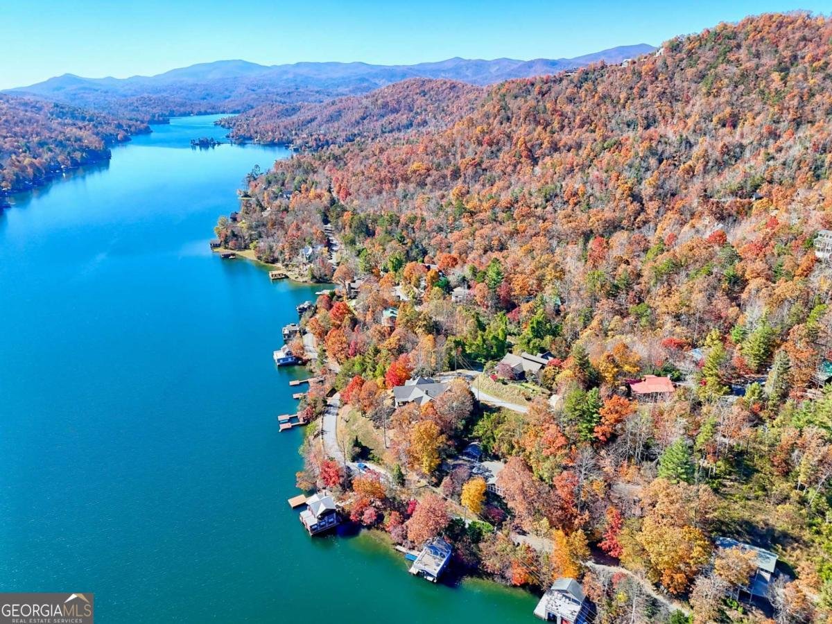 321 Finch Drive Clayton - 32