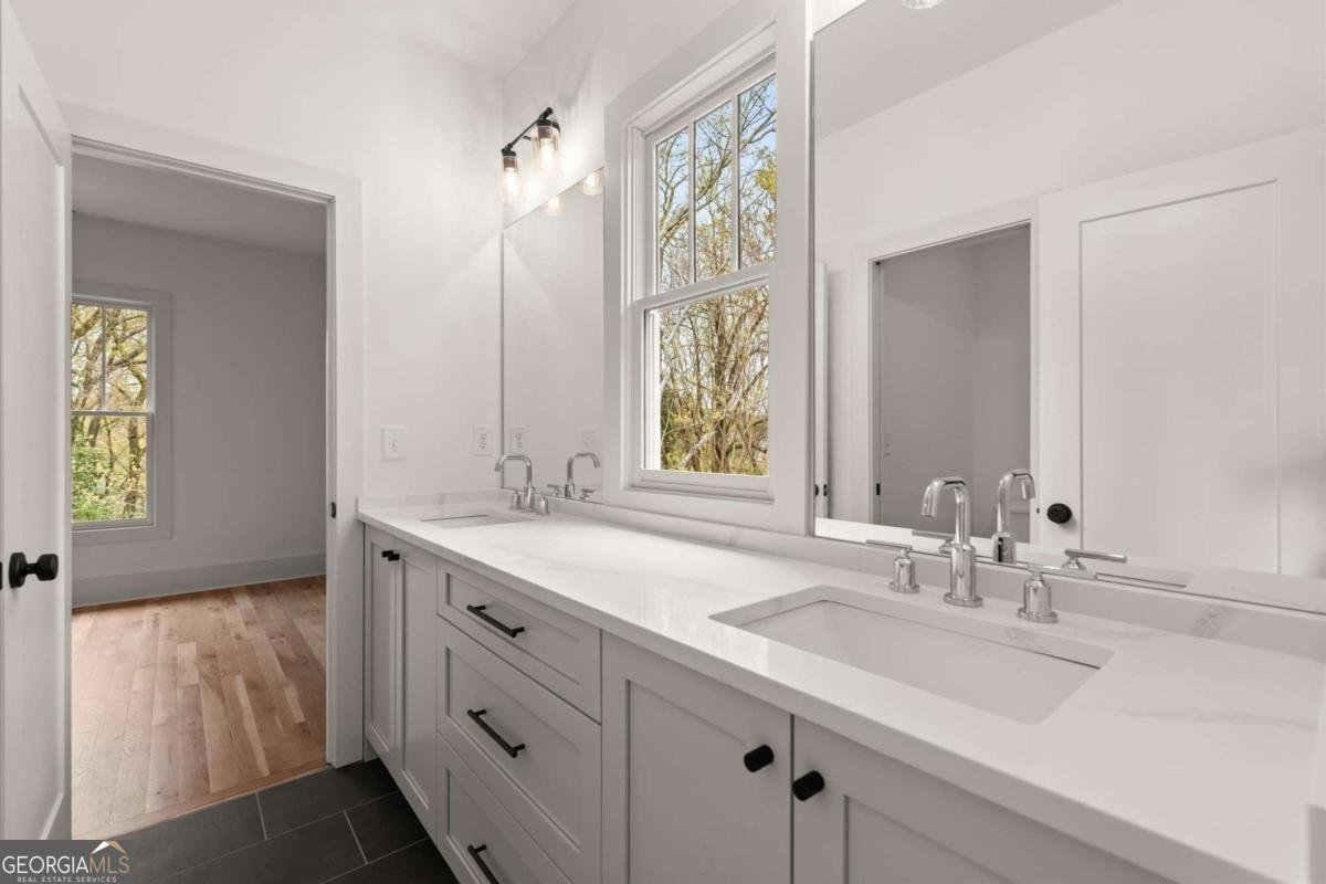 779-A Lynwood Street Atlanta - 13