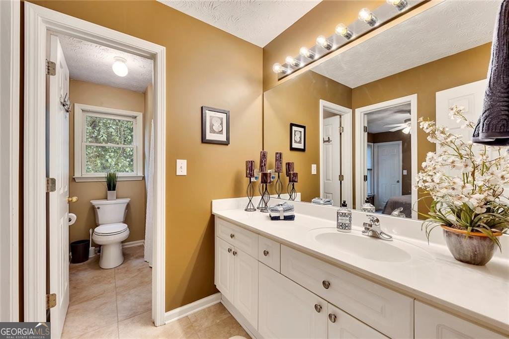 800 Crow View Court Woodstock - 9