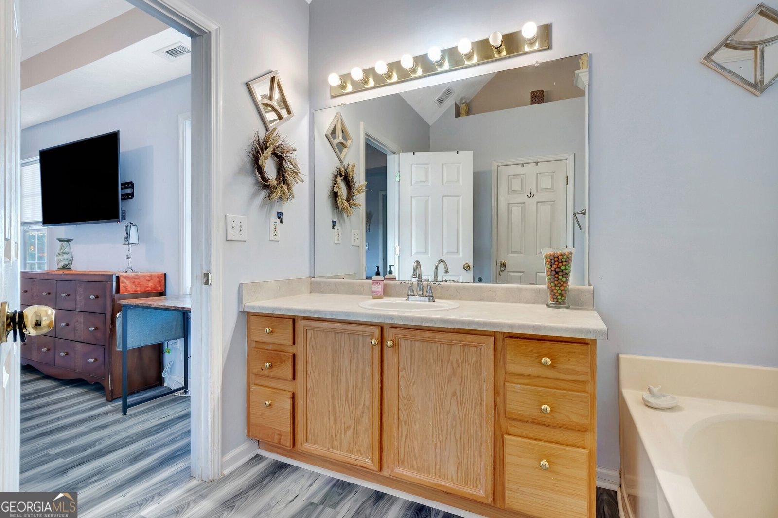 2040 Elm Grove Lane Hampton - 29