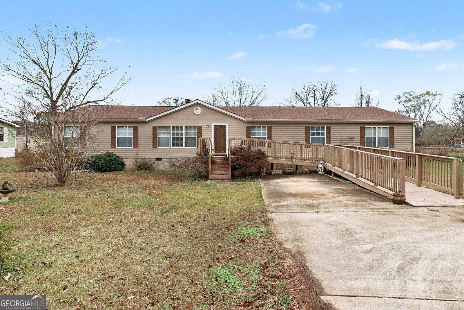 99 James Drive Hampton - 1