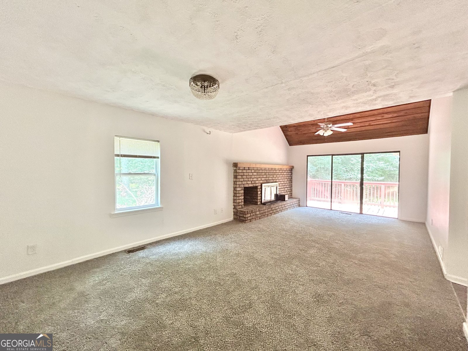 5968 Hilltop Drive Douglasville - 5