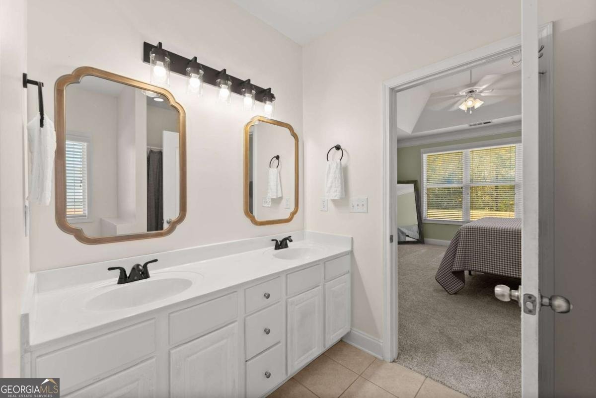 95 Lola Street Colbert - 11