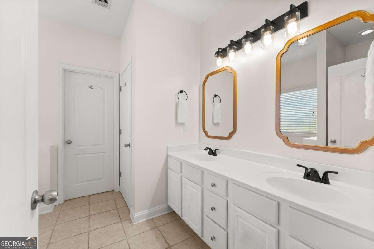 95 Lola Street Colbert - 12