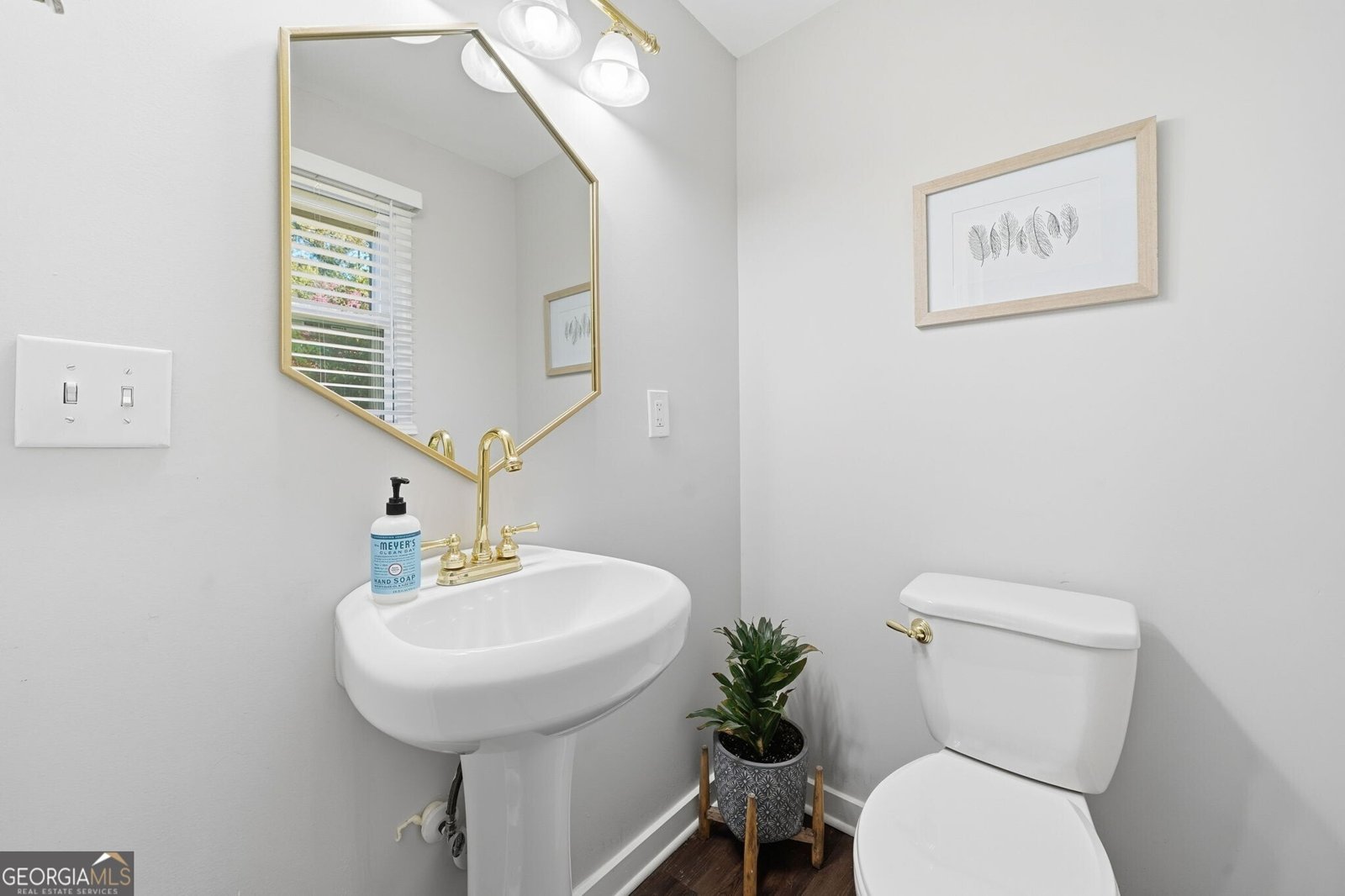 1058 Boyd Road Marietta - 43