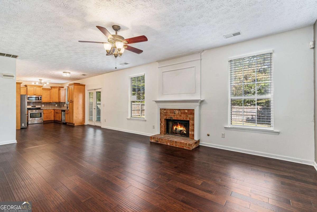 3184 Elmwood Court Atlanta - 10