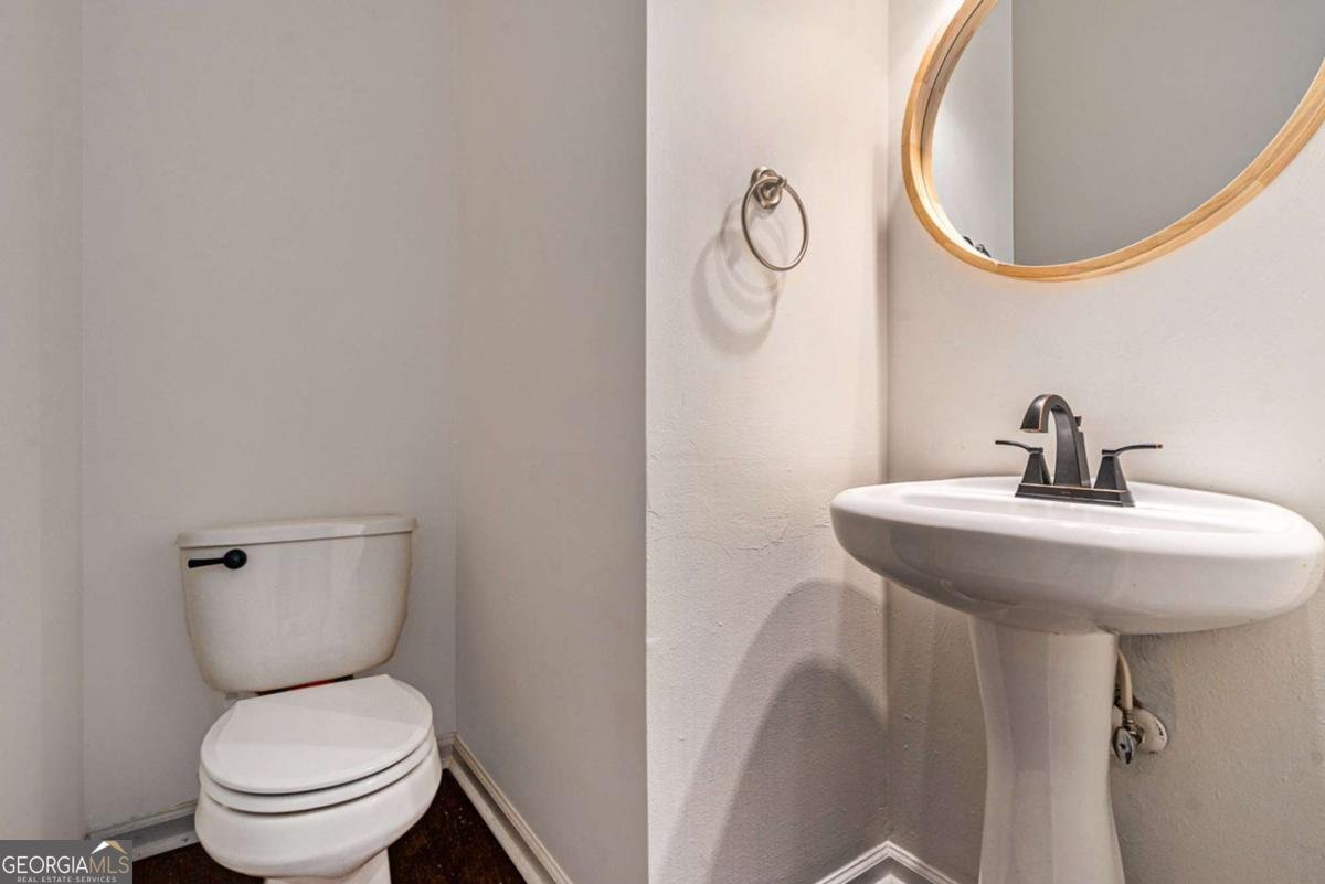 3184 Elmwood Court Atlanta - 11