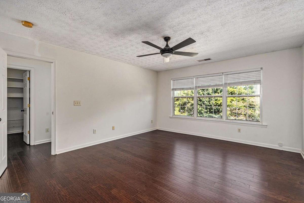 3184 Elmwood Court Atlanta - 12