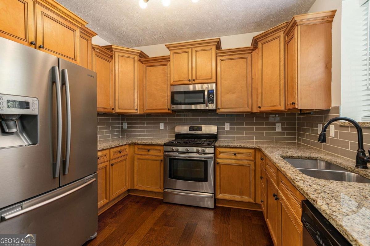 3184 Elmwood Court Atlanta - 4