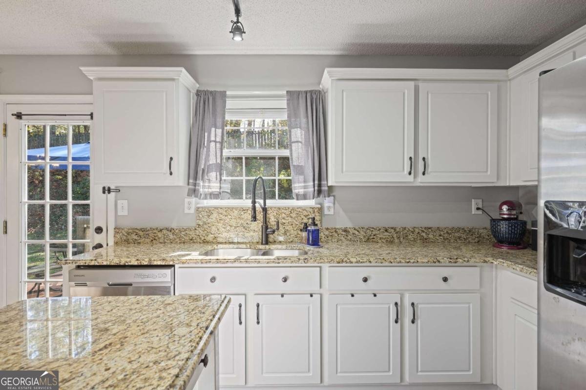 102 Silverleaf Lane Dallas - 11